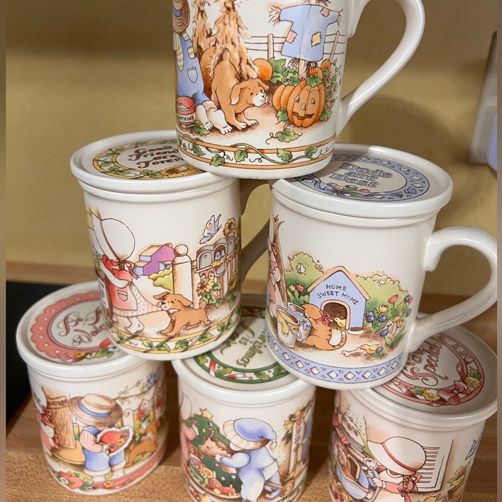 Vintage Watkins Country Kids Collector Mugs & coasters/lids set of 6 coffee tea